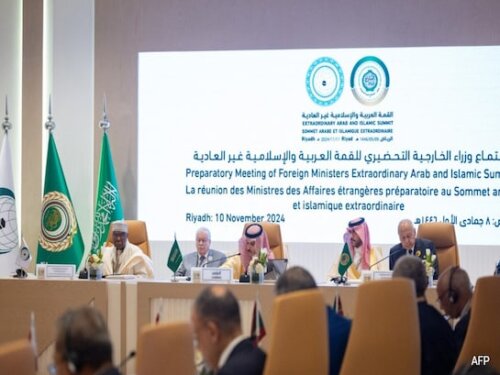A summit in Saudi Arabia unites Arab and Muslim leaders to address the ...